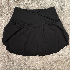 Halara Everyday Cloudful Air Crossover Side Pocket 2 in 1 Tennis Skirt-Black/S